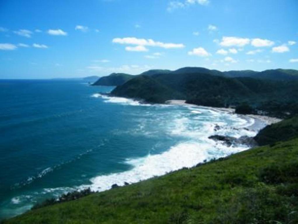 Amapondo Backpacker Lodge Port Saint Johnʼs 外观 照片