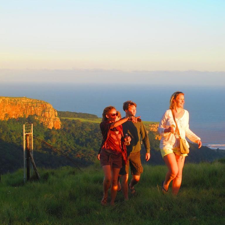 Amapondo Backpacker Lodge Port Saint Johnʼs 外观 照片